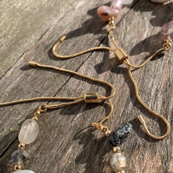 Dainty Pull Tie Chain Healing Crystal Bracelet - Picture 4 of 7